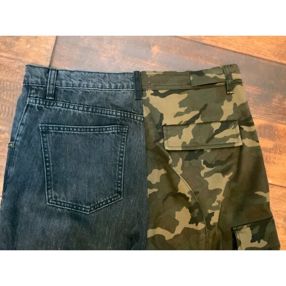 Monse Black Denim Camo Split Leg Cargo Pocket Cropped Jeans $890, Size 8 - Picture 6 of 7